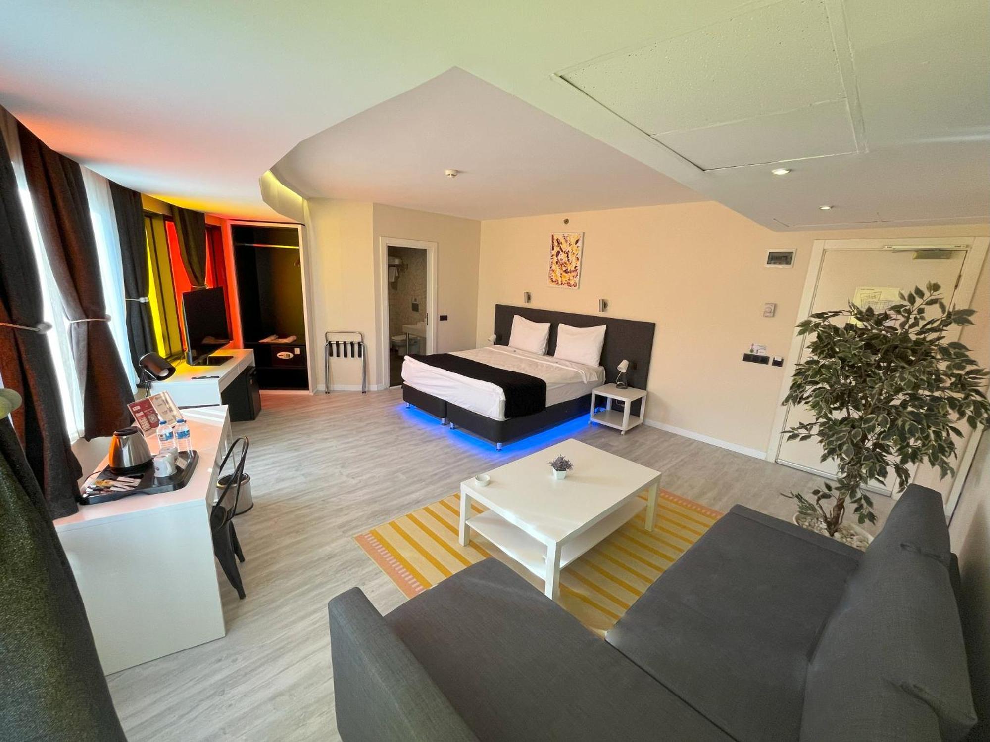 Tempo Hotel Caglayan Istanbul Eksteriør billede